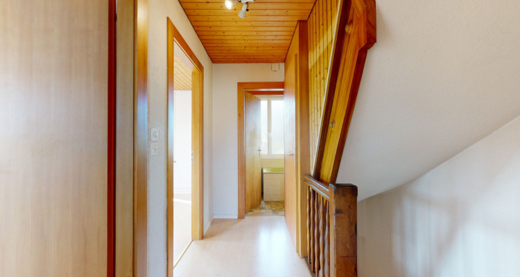 Eckreihenhaus zentral in Muttenz - grosse Garten- und Aussenfläche image 10