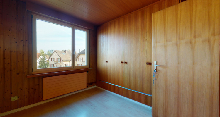 Eckreihenhaus zentral in Muttenz - grosse Garten- und Aussenfläche image 12