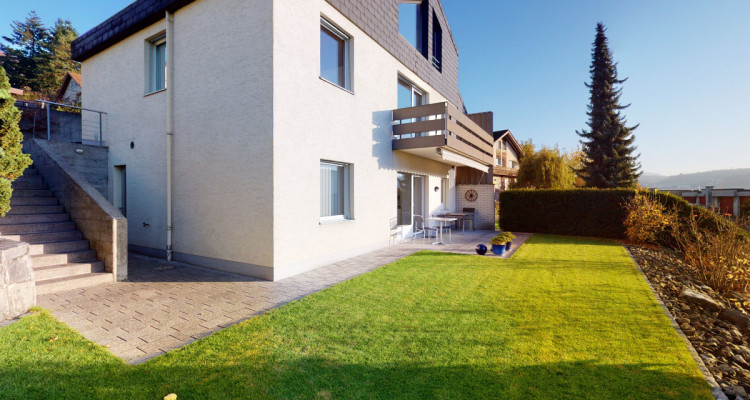 Gepflegtes DFH - top Aussicht mit schöner Garten- und Aussenfläche image 2