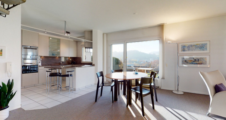 Gepflegtes DFH - top Aussicht mit schöner Garten- und Aussenfläche image 5