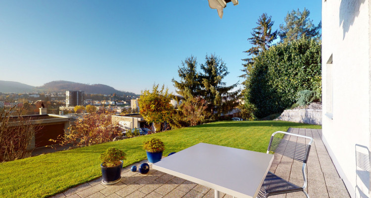 Gepflegtes DFH - top Aussicht mit schöner Garten- und Aussenfläche image 9