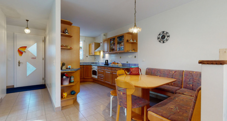 Proche du collège de Candolle image 5