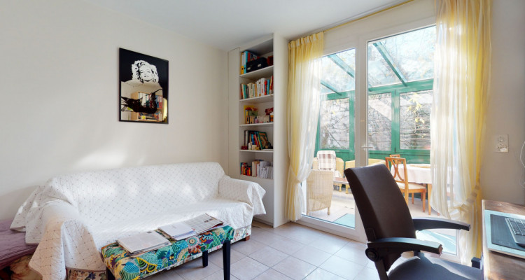 Proche du collège de Candolle image 7