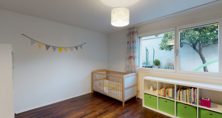 Schöne Gartenwohnung mit Terrasse und viel Umschwung in Lachen image 7