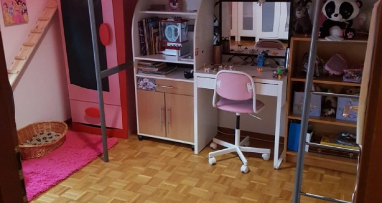 Beau duplex 4.5p / 3 chambres / 1 SDB / 1 mezzanine image 4