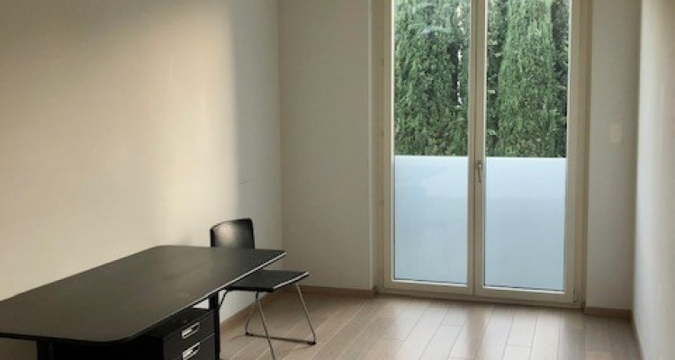 A louer un magnifique appartement moderne de 6pcs à Vésenaz image 7