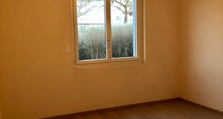 A louer un magnifique appartement moderne de 6pcs à Vésenaz image 11