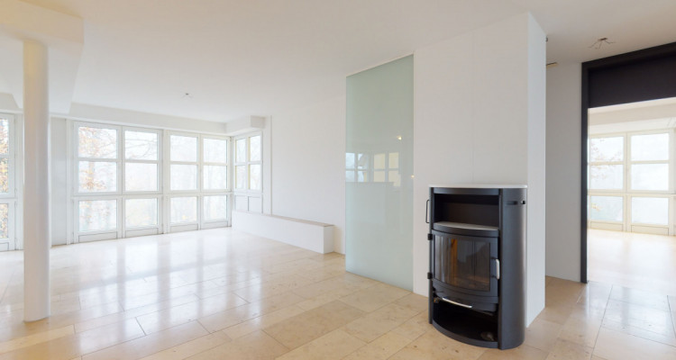 Helle, grosszügige 4.5 Zimmer Wohnung in Gockhausen image 1