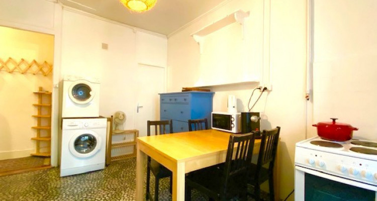 1-bedroom apartment in the heart of Eaux-Vives image 4