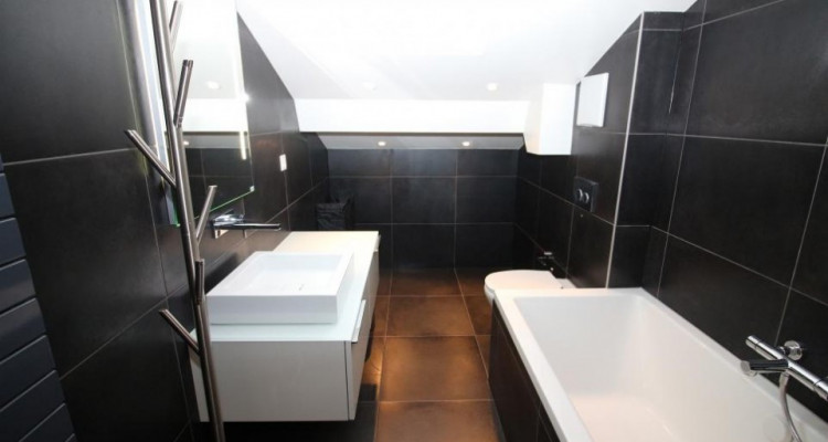 Magnifique attique de 128m2 au coeur du Lavaux image 4