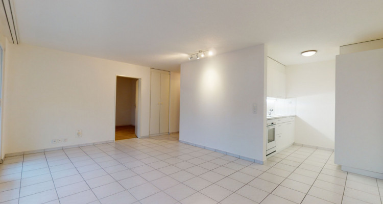 Ruhige 2.5 Zimmer - Wohnung in Root image 2