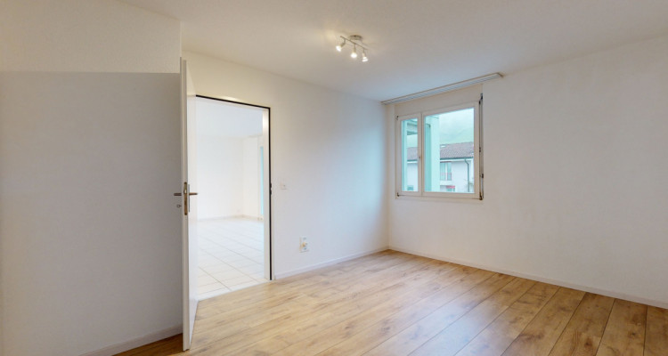 Ruhige 2.5 Zimmer - Wohnung in Root image 7