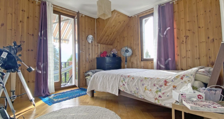 FOTI IMMO - Maison de 3 appartements à rénover. image 5