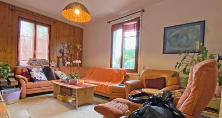 FOTI IMMO - Maison de 3 appartements à rénover. image 9