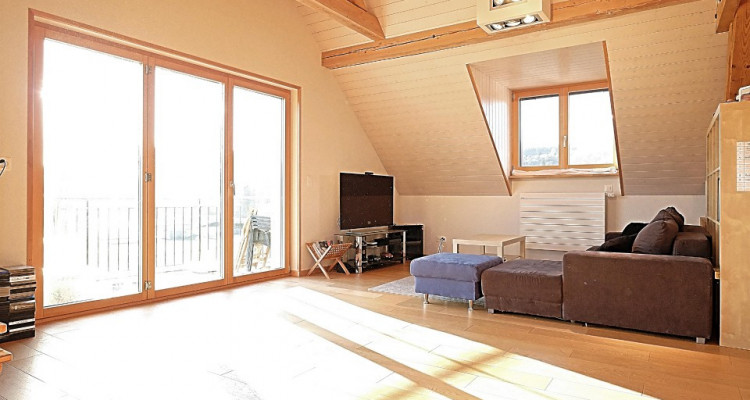 Superbe attique 4.5 p / 3 chambres /  SDB / Balcon image 4