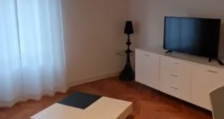 Magnifique 4 pièces avec cachet aux Eaux-vives  image 6