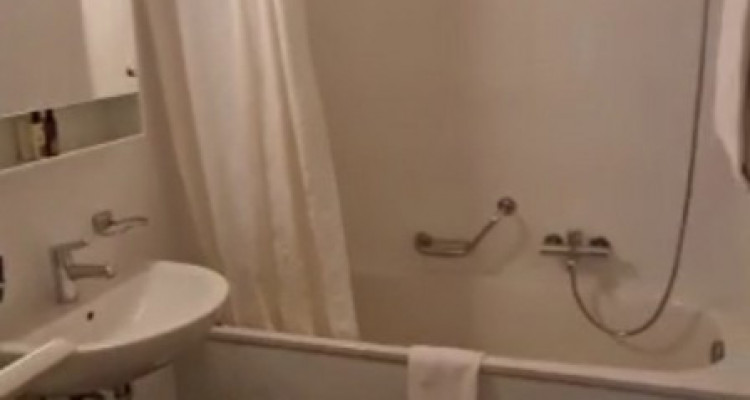 Magnifique 4 pièces avec cachet aux Eaux-vives  image 7