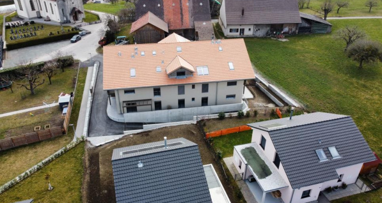 Grand studio avec mezzanine image 5