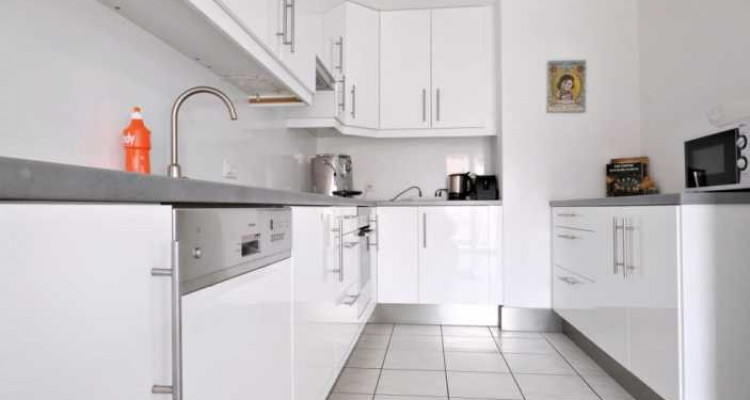 Magnifique chambre meublée  image 5