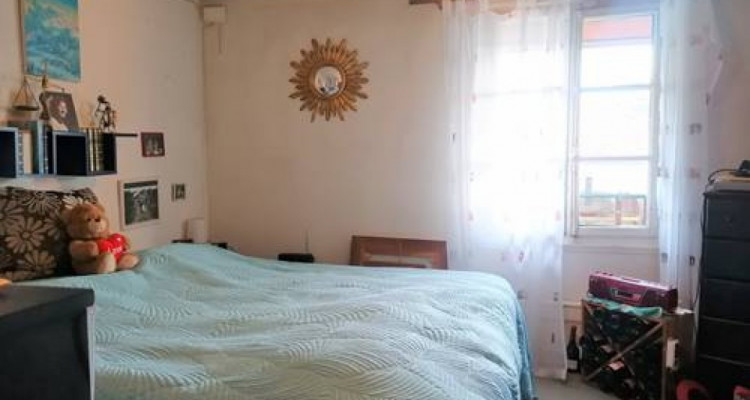 Maison individuelle à rénover sur jolie parcelle image 6