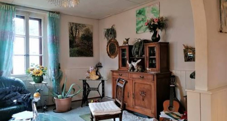 Maison individuelle à rénover sur jolie parcelle image 8