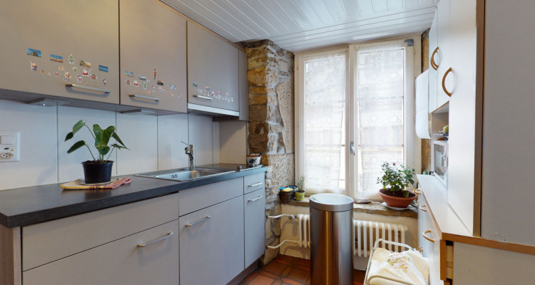 Bel immeuble dans la vieille ville avec 4 studios et 1 duplex image 9