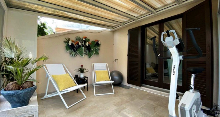 Superbe villa avec piscine // 6.5 pièces // 4 chambres // Jardin image 10