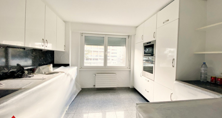 VISITE 3D / Superbe appartement 5.5 p / 4 chambres / 2 SDB / Balcons image 3
