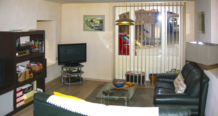 Maison villageoise de 2 appartements à Concise image 9