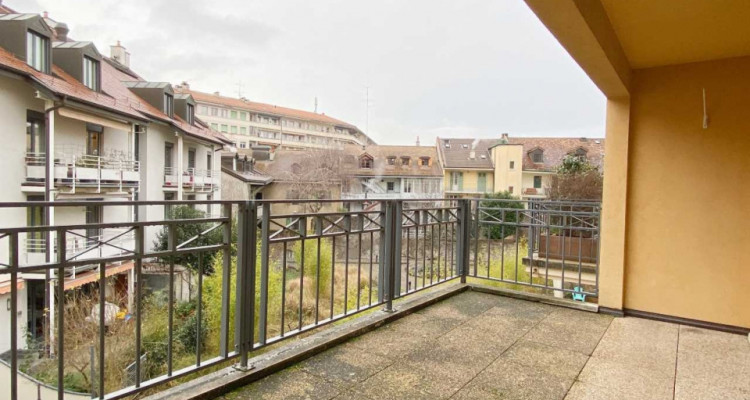 Appartement de 4 pièces avec terrasse au Vieux-Carouge   image 6
