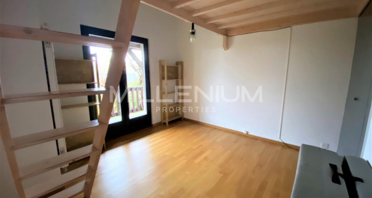 Belle maison mitoyenne de 7P dans le charmant village de Collex- Bossy. image 6