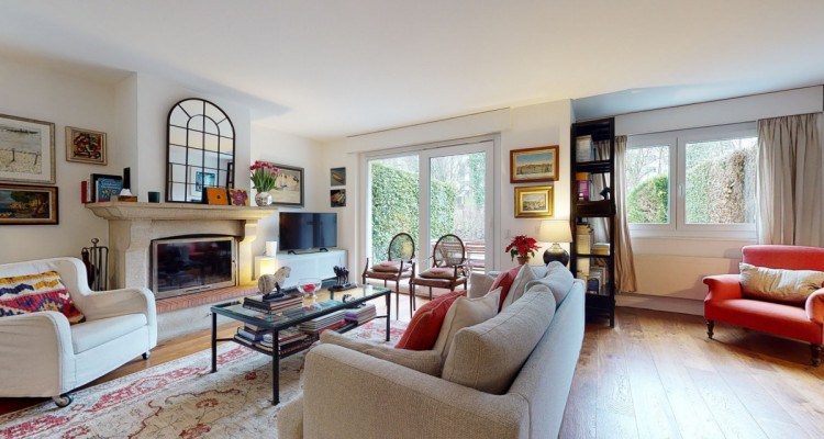 Face au parc Navazza-Oltramare image 3