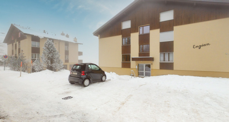 Heimelige 3.5 Zimmer Wohnung hoch über dem Walensee image 1