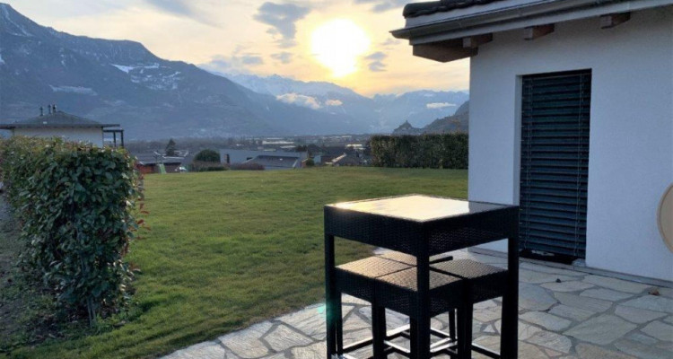 Notre coup de coeur : magnifique villa de 5.5 pièces avec vue dégagée image 3