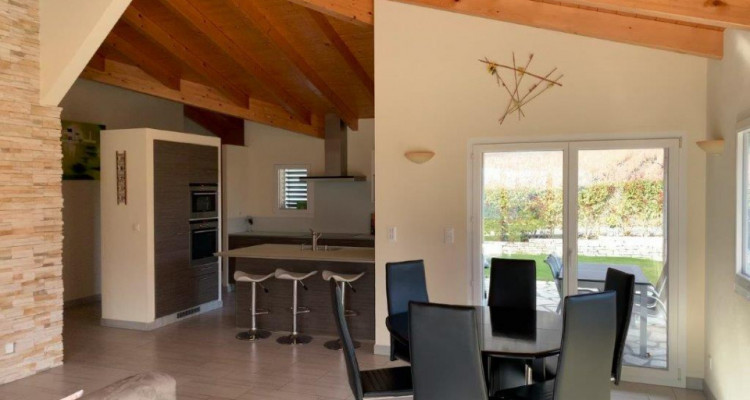 Notre coup de coeur : magnifique villa de 5.5 pièces avec vue dégagée image 5