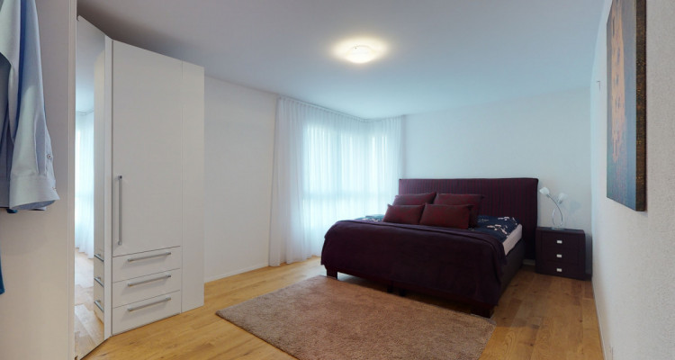Moderne und praktische 4.5 Zimmer Wohnung mit grossem Balkon image 7