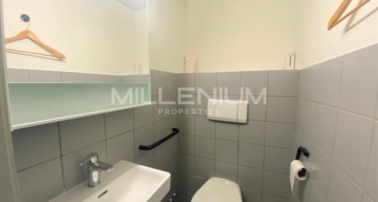 Bureau moderne de 4P aux Eaux Vives. image 10