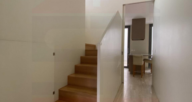 Maison contemporaine de 7.5 pièces proche du centre de Vésenaz image 5