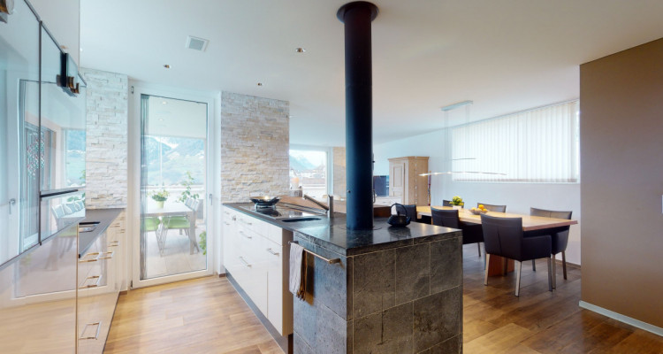 Exklusive Attikawohnung mit fantastischer Aussicht image 9