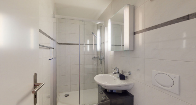 Moderne 4½ Zimmer Wohnung im Grünen von Bern image 10