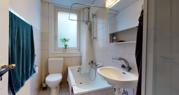 Mehrfamilienhaus mit drei Wohneinheiten im beliebten Kirchenfeld image 9