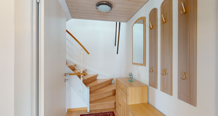 Charmante 3.5-Zimmerhaushälfte in Henau image 6