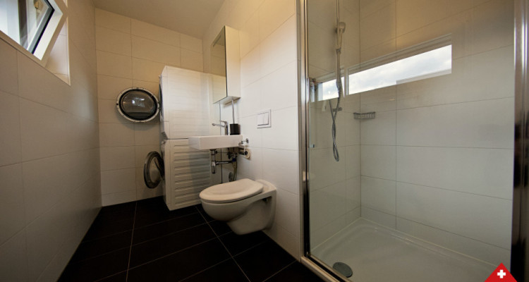 VISITE 3D / Superbe appartement 3.5 p / 2 chambres / 2 SDB / Balcon  image 4