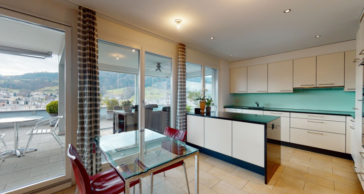 Exklusive Terrassenwohnung mit fantastischer Aussicht image 10