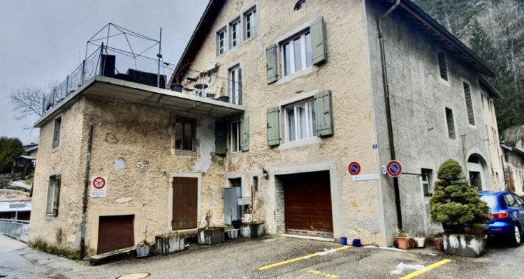 A vendre à Noiraigue (NE), magnifique maison villageoise de 3 appartements image 3