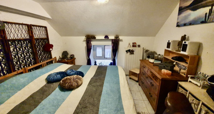 A vendre à Noiraigue (NE), magnifique maison villageoise de 3 appartements image 10