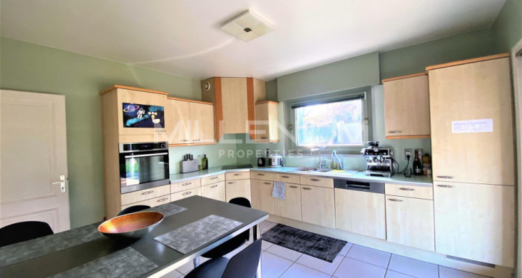 Très belle maison individuelle avec vue exceptionnelle sur le Lac Leman. image 13