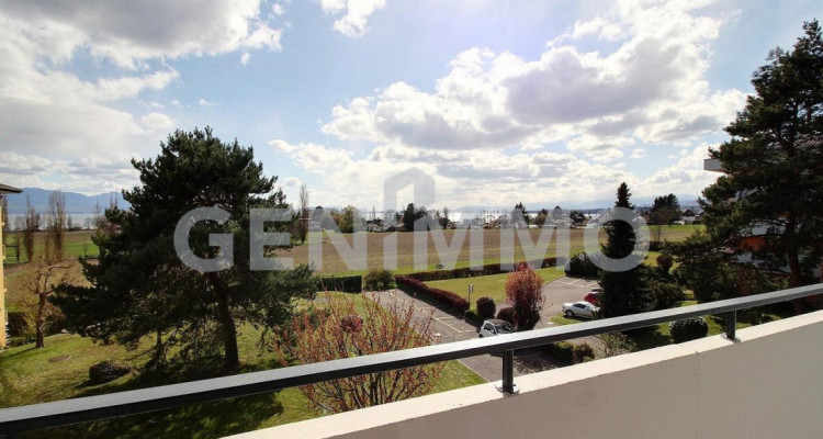 Appartement 4 pièces vue lac image 1