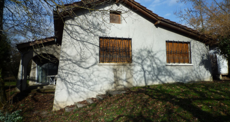 Genève Parcelle agricole de 6’495 m2 (non soumise à la LDFR)  Propriété Atypique  image 2