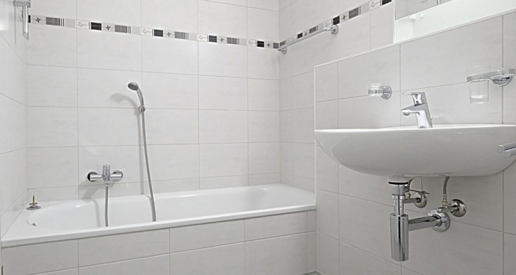 Magnifique attique 4.5 p / 3 chambres / 2 SDB / Terrasse avec vue image 5